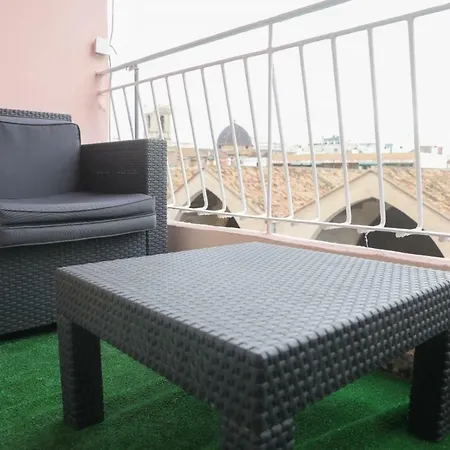 Atarazanas Flat * Valenza